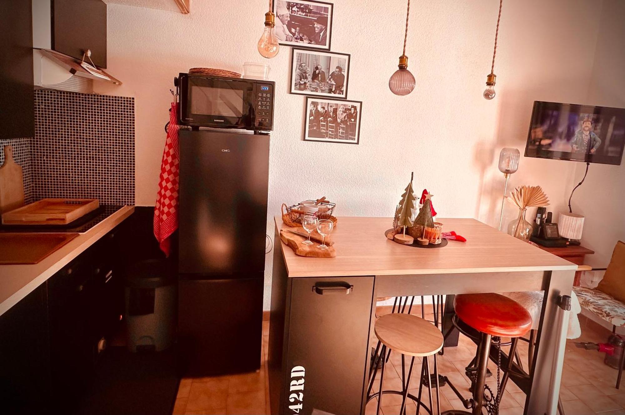 Residence Le Sunset Marseillan-Plage, Entre Mer Et Lagune De Thau, Etape Velo, Famille, Couple, Vrp, Toutou Admis, Jardin, Parking Prive Gratuit, Velos, Clim, Wifi Fibre Gratuite, Commodites, Plage Et Piste Cyclable A Proximite, 6 Couchages Nous Cont 외부 사진